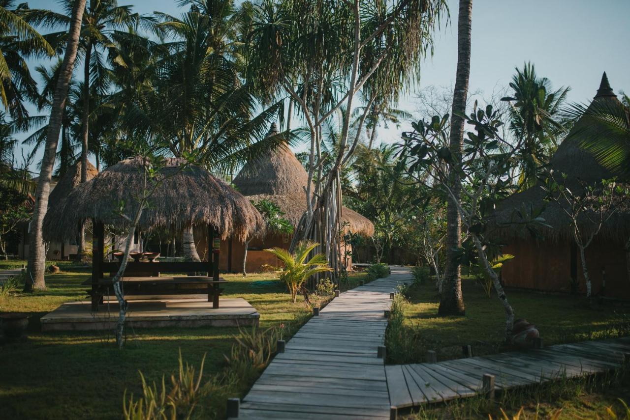 Le Nusa Beach Club Lembongan Zewnętrze zdjęcie