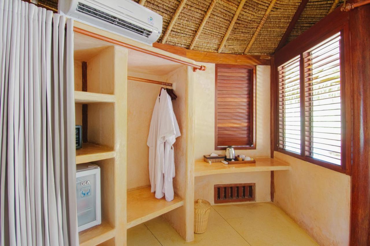 Le Nusa Beach Club Lembongan Zewnętrze zdjęcie