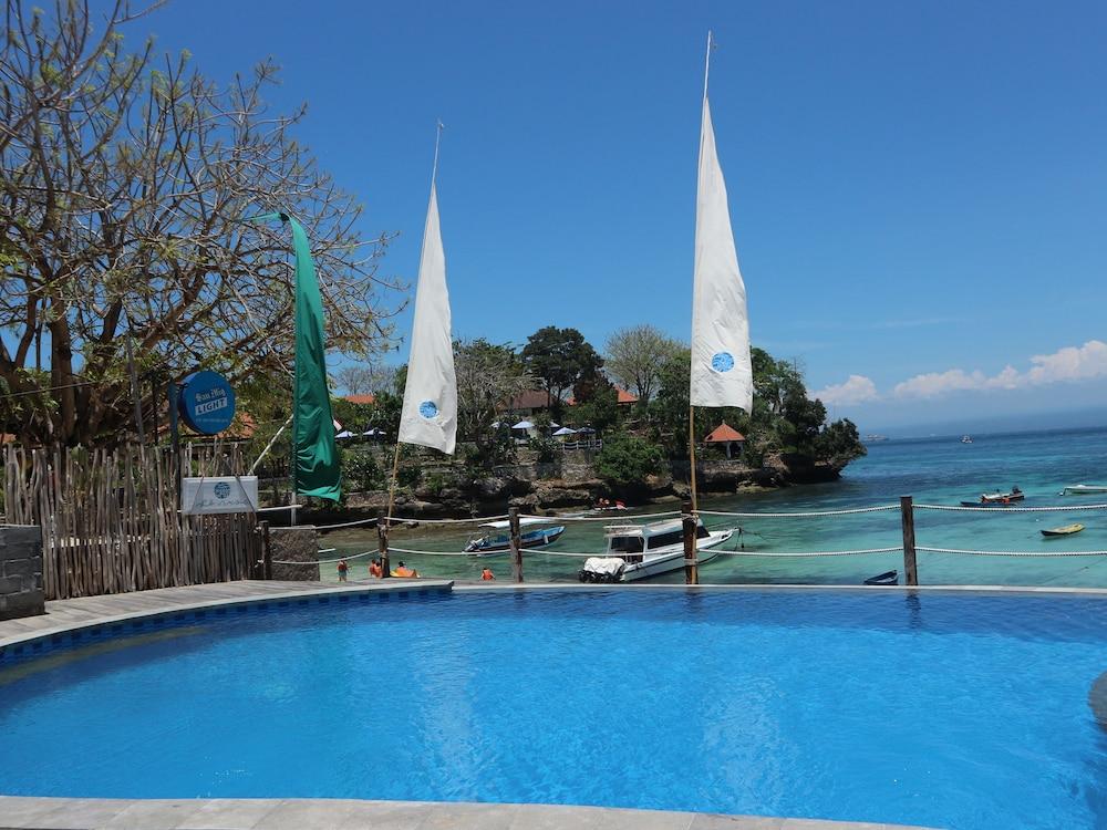 Le Nusa Beach Club Lembongan Zewnętrze zdjęcie
